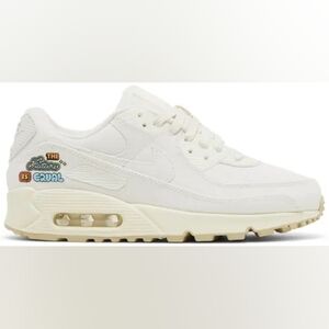 Nike Women's Air Max 90 SE The Future is Equal